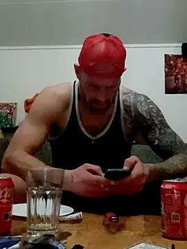 Snapshot of eltoulou chatting on February 18, 2025, 5:21 pm eltoulou online show from February 18, 2025, 5:21 pm