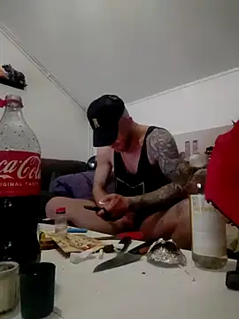 Snapshot of eltoulou chatting on March 18, 2025, 2:36 am eltoulou online show from March 18, 2025, 2:36 am