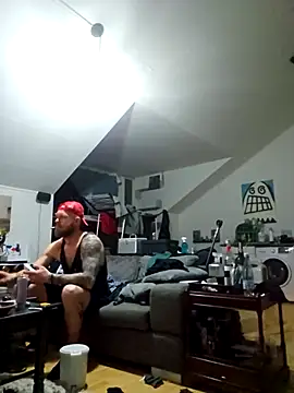 eltoulou online show from April 1, 2026, 11:13 pm