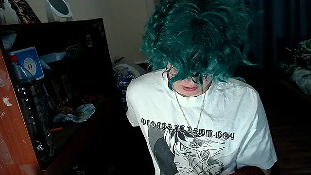 EvaMiron online show from March 18, 2025, 4:04 pm