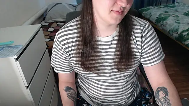 EvaMiron online show from February 1, 2026, 12:04 pm