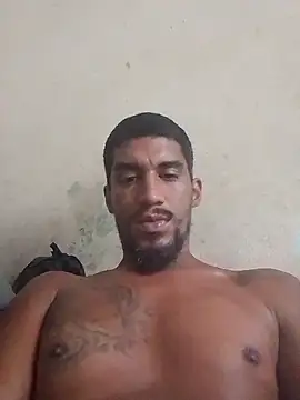 fieltoprj1 online show from March 10, 2025, 6:01 pm