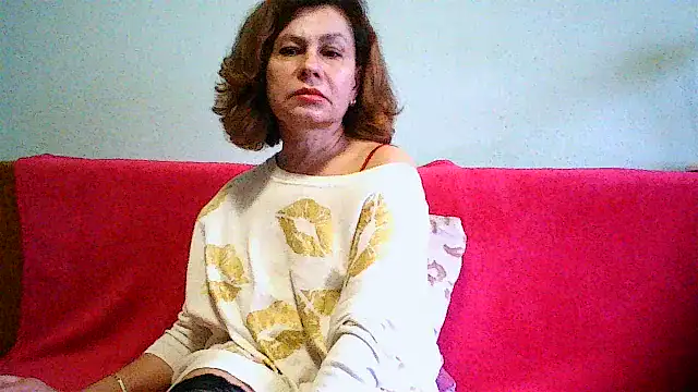 Mat Elenore online show from December 15, 2025, 8:07 am