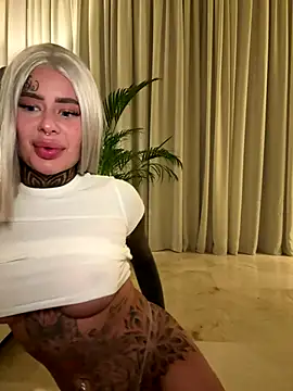 Snapshot of bambixboo chatting on September 10, 2025, 7:58 pm bambixboo online show from September 10, 2025, 7:58 pm