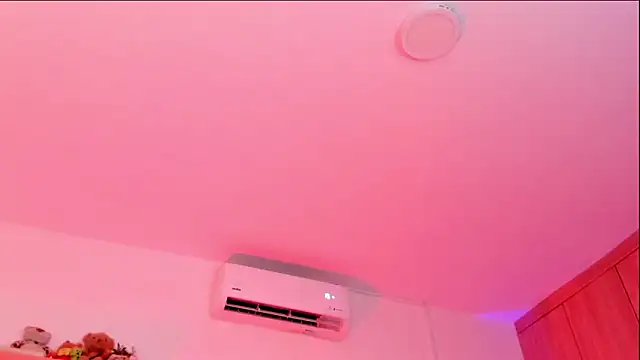 rose saenz online show from October 10, 2025, 7:46 pm