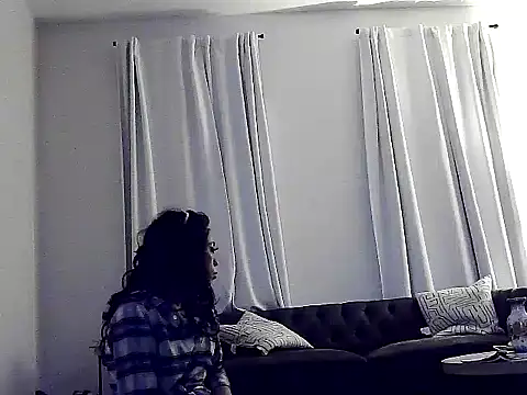 CaramelDipper online show from March 18, 2025, 6:25 am