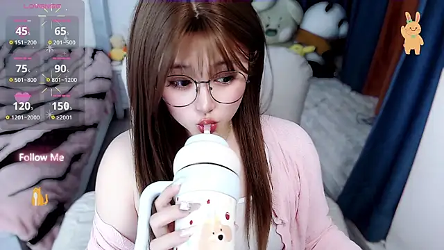 Sweet-18wanwan online show from December 1, 2025, 1:27 pm