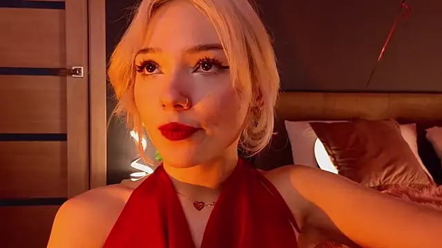 SandraBoyl online show from March 7, 2025, 4:13 am