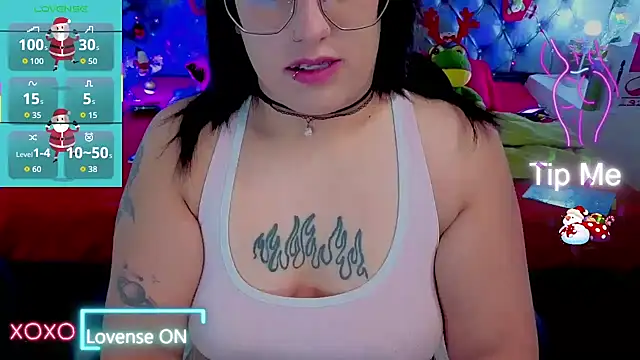 Snapshot of NatalieHarris chatting on December 20, 2025, 7:10 pm NatalieHarris online show from December 20, 2025, 7:10 pm