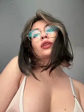 marie2  online show from December 10, 2024, 7:11 pm