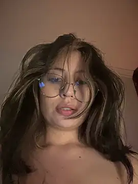 marie2  online show from January 30, 2025, 11:24 pm