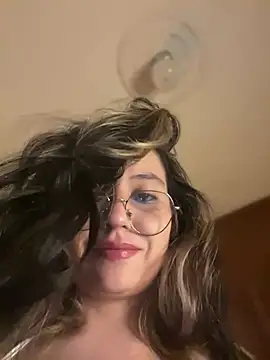 marie2  online show from March 16, 2025, 4:52 am