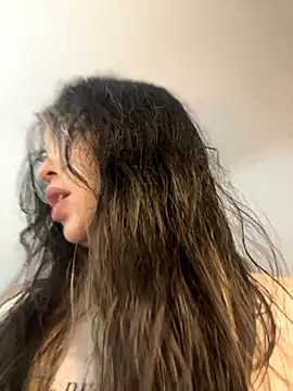 marie2  online show from October 23, 2025, 5:44 pm