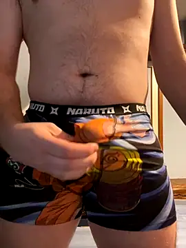 Snapshot of youlo71 chatting on October 31, 2025, 9:38 pm youlo71 online show from October 31, 2025, 9:38 pm