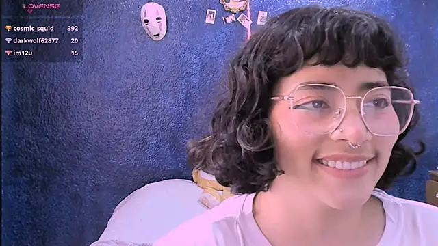 NinaYellow online show from January 16, 2025, 5:23 pm