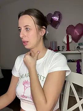 Hii Lolla online show from February 19, 2025, 7:05 pm