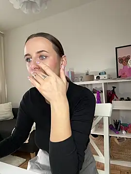 Hii Lolla online show from February 21, 2025, 1:11 pm