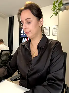 Hii Lolla online show from October 29, 2025, 7:10 am