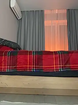 Snapshot of -SweetDi- chatting on December 4, 2025, 5:43 pm -SweetDi- online show from December 4, 2025, 5:43 pm