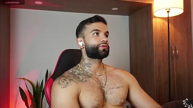 MarkHazze online show from November 10, 2025, 10:31 pm