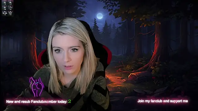 Lisaonthemoon online show from December 9, 2024, 7:07 pm