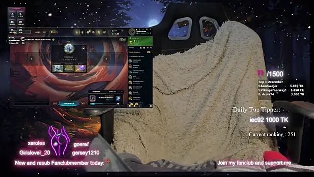 Lisaonthemoon online show from December 17, 2024, 2:23 am