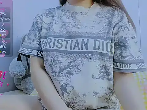 Snapshot of Linh_diudang chatting on April 13, 2026, 2:28 am Linh diudang online show from April 13, 2026, 2:28 am