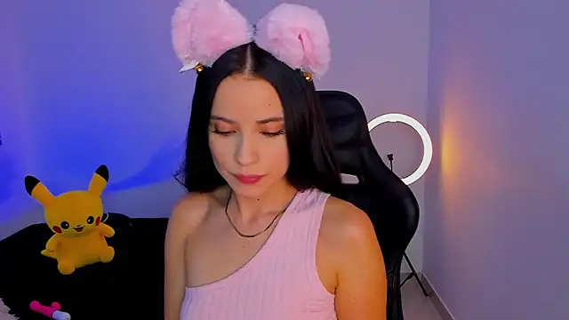 melanyrouse1 online show from February 12, 2026, 7:53 pm