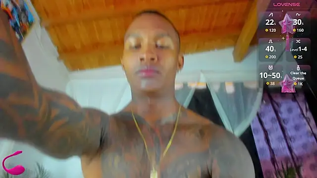 Snapshot of esteveen_ortegas_ chatting on November 7, 2025, 12:38 pm esteveen ortegas online show from November 7, 2025, 12:38 pm