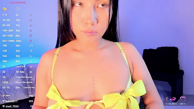 alicee smithh1 online show from September 30, 2025, 7:08 pm