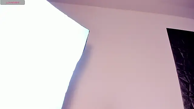 alicee smithh1 online show from November 27, 2025, 7:16 pm