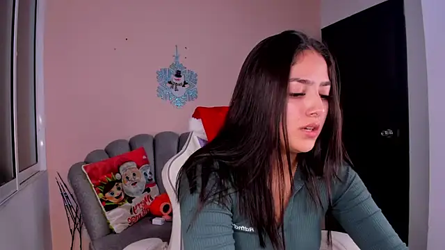 Snapshot of lili_turner chatting on December 28, 2024, 12:15 am lili turner online show from December 28, 2024, 12:15 am