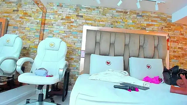 karla dunn online show from November 21, 2025, 8:29 pm