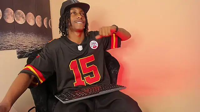 Snapshot of BRYXXXON1 chatting on March 11, 2025, 2:51 pm BRYXXXON1 online show from March 11, 2025, 2:51 pm