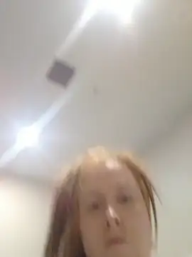 Snapshot of mollymay69 chatting on October 18, 2025, 10:16 am mollymay69 online show from October 18, 2025, 10:16 am