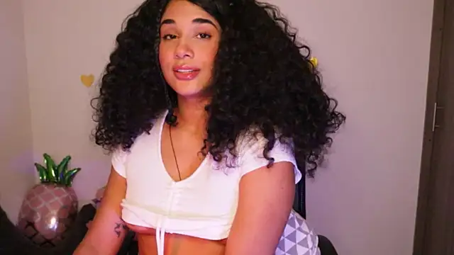 Mysensualbrunette1 online show from February 4, 2025, 6:36 am