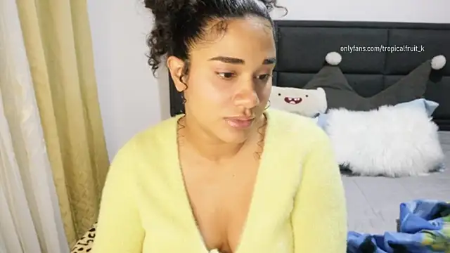 Mysensualbrunette1 online show from December 22, 2025, 11:46 pm