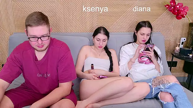 Ksenny online show from April 14, 2026, 5:24 am