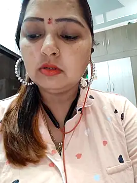 Dianaa9 online show from February 26, 2025, 2:14 pm