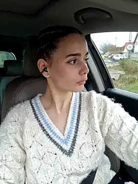 Snapshot of SophieCharm chatting on November 26, 2025, 12:06 pm SophieCharm online show from November 26, 2025, 12:06 pm