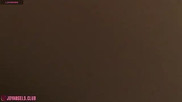 SophieCharm online show from April 9, 2026, 7:36 am