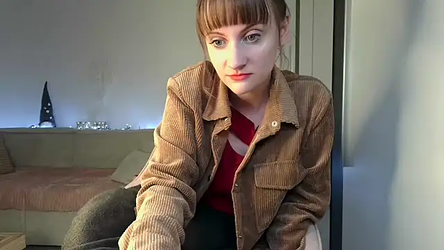 Snapshot of victoirenextdoor chatting on December 15, 2024, 5:10 pm victoirenextdoor online show from December 15, 2024, 5:10 pm