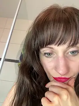 Snapshot of victoirenextdoor chatting on February 6, 2025, 8:56 pm victoirenextdoor online show from February 6, 2025, 8:56 pm