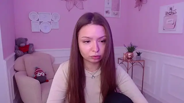 Snapshot of LucySkilar chatting on January 17, 2025, 8:34 am LucySkilar online show from January 17, 2025, 8:34 am