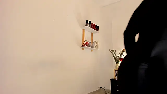 Snapshot of leslie_k chatting on March 19, 2025, 2:59 am leslie k online show from March 19, 2025, 2:59 am