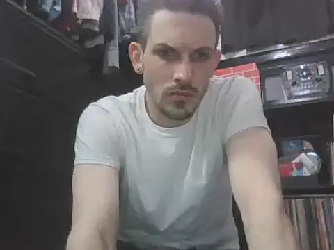 Snapshot of Rickeyslatter chatting on March 22, 2026, 12:36 am Rickeyslatter online show from March 22, 2026, 12:36 am