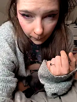 mamiedonuts online show from January 30, 2025, 1:10 pm