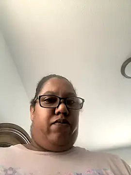 ebonyred online show from September 20, 2025, 4:41 pm