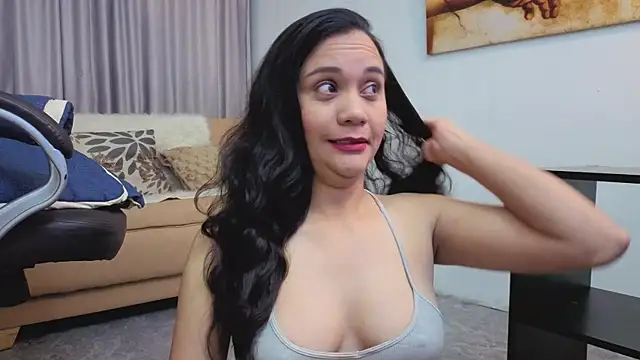 mariiana murillo01 online show from June 6, 2026, 4:06 am