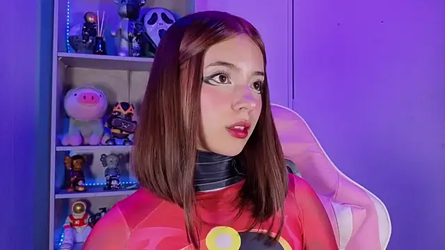 EmilyMiller  online show from November 2, 2025, 4:20 pm